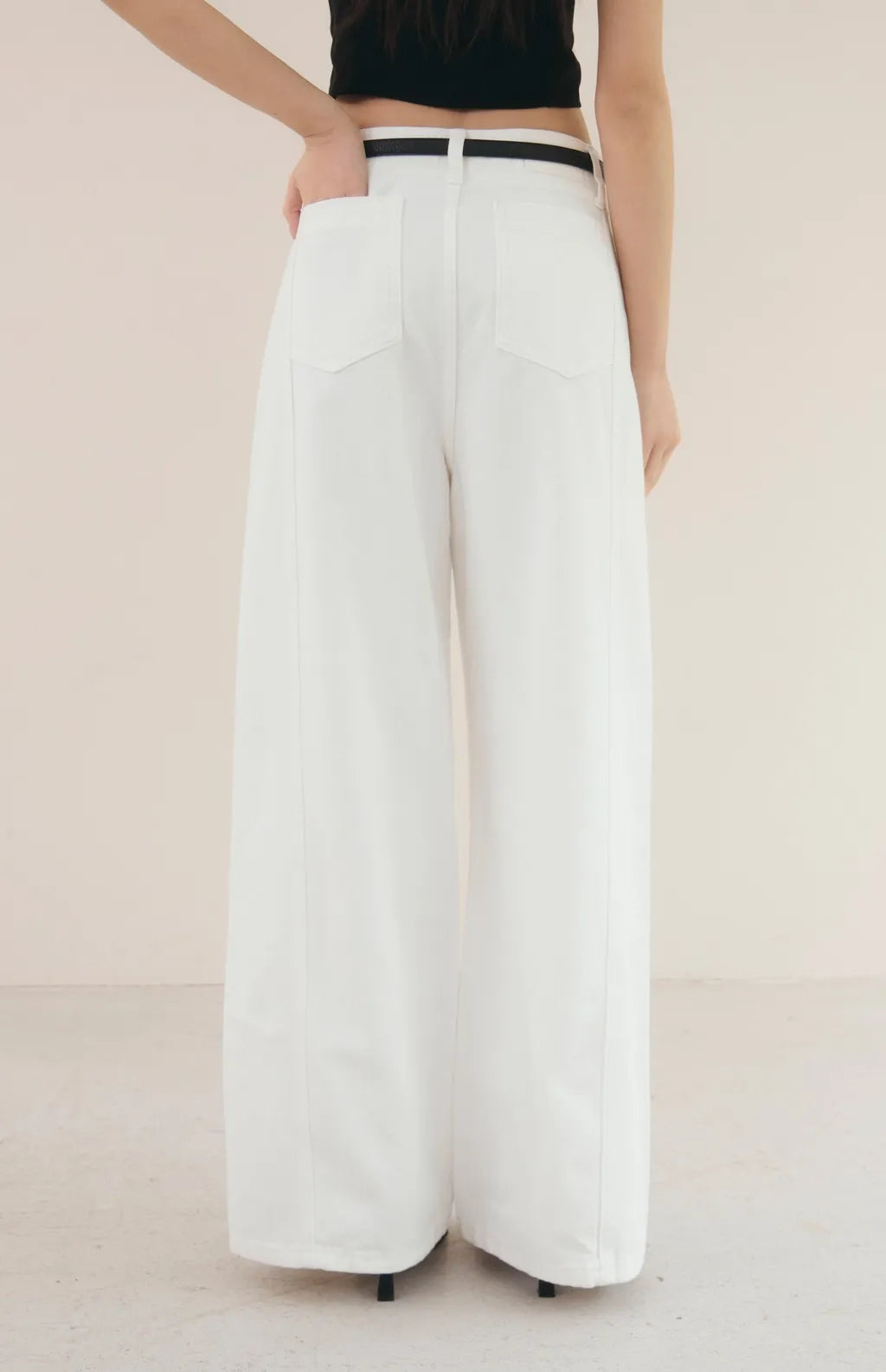 (現貨) High-Waist Panelled Wide-Leg Jeans<br/>修身拼接剪裁軟牛仔寬褲 -【XS、L】