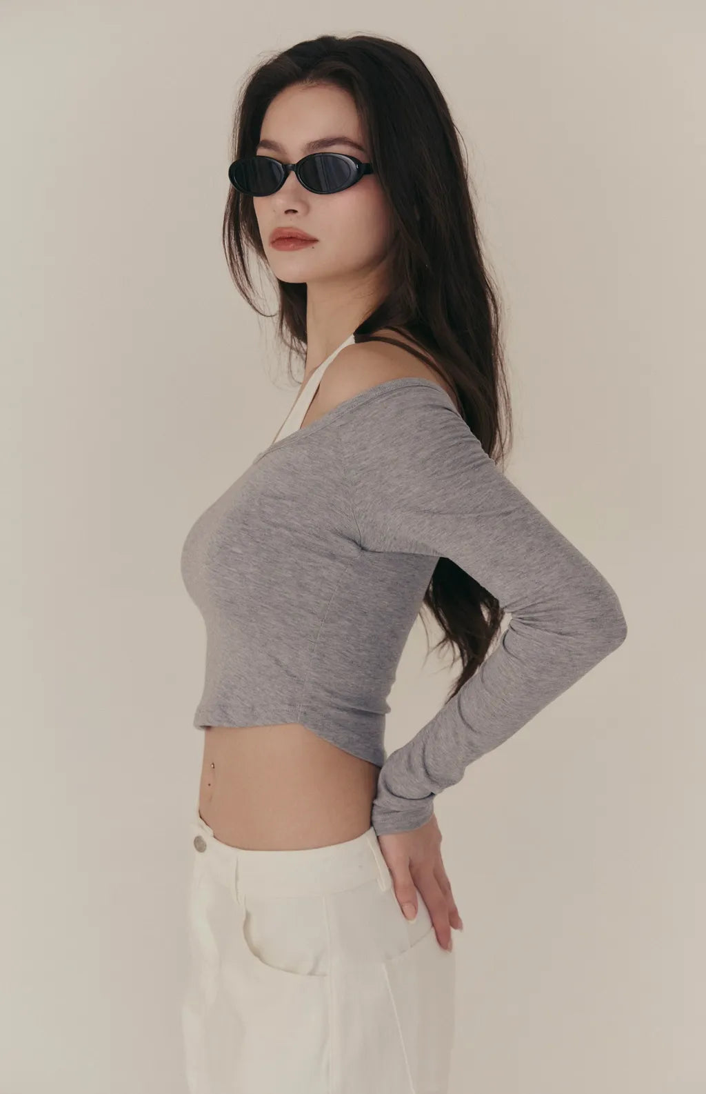 Halter Off-Shoulder Faux-Layer Long Sleeve Bra Top<br/>繞脖一字領假兩件長袖 Bra Top