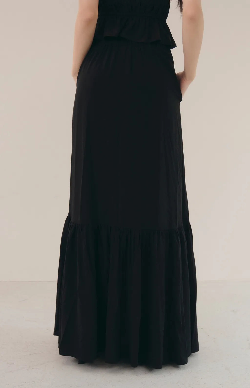 French Tiered Ruffle Flowy Maxi Skirt<br/>法式荷葉飄逸感長裙