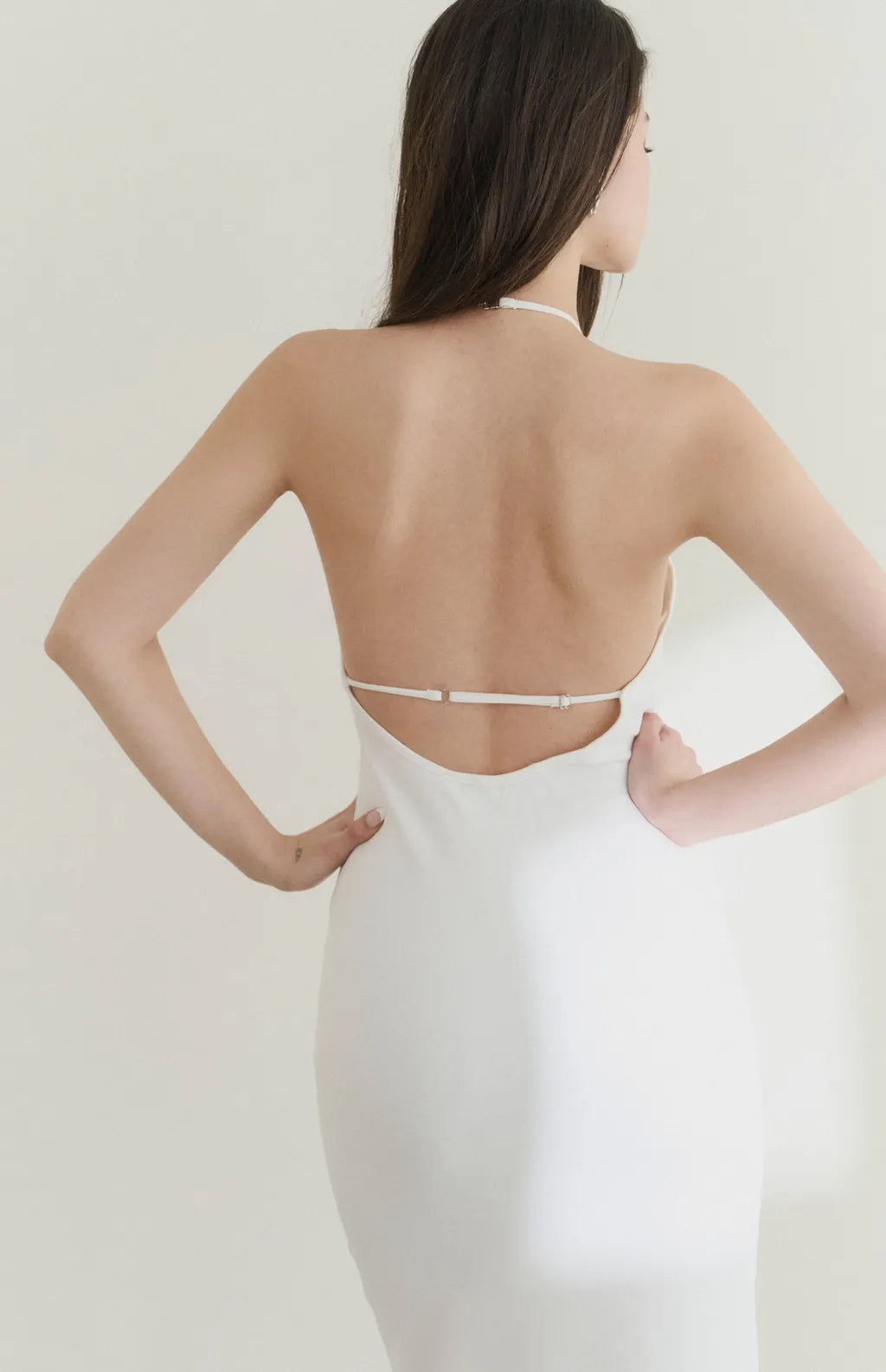 Cool Touch Halter Backless Bra Dress<br/>涼感繞脖削肩美背Bra Dress