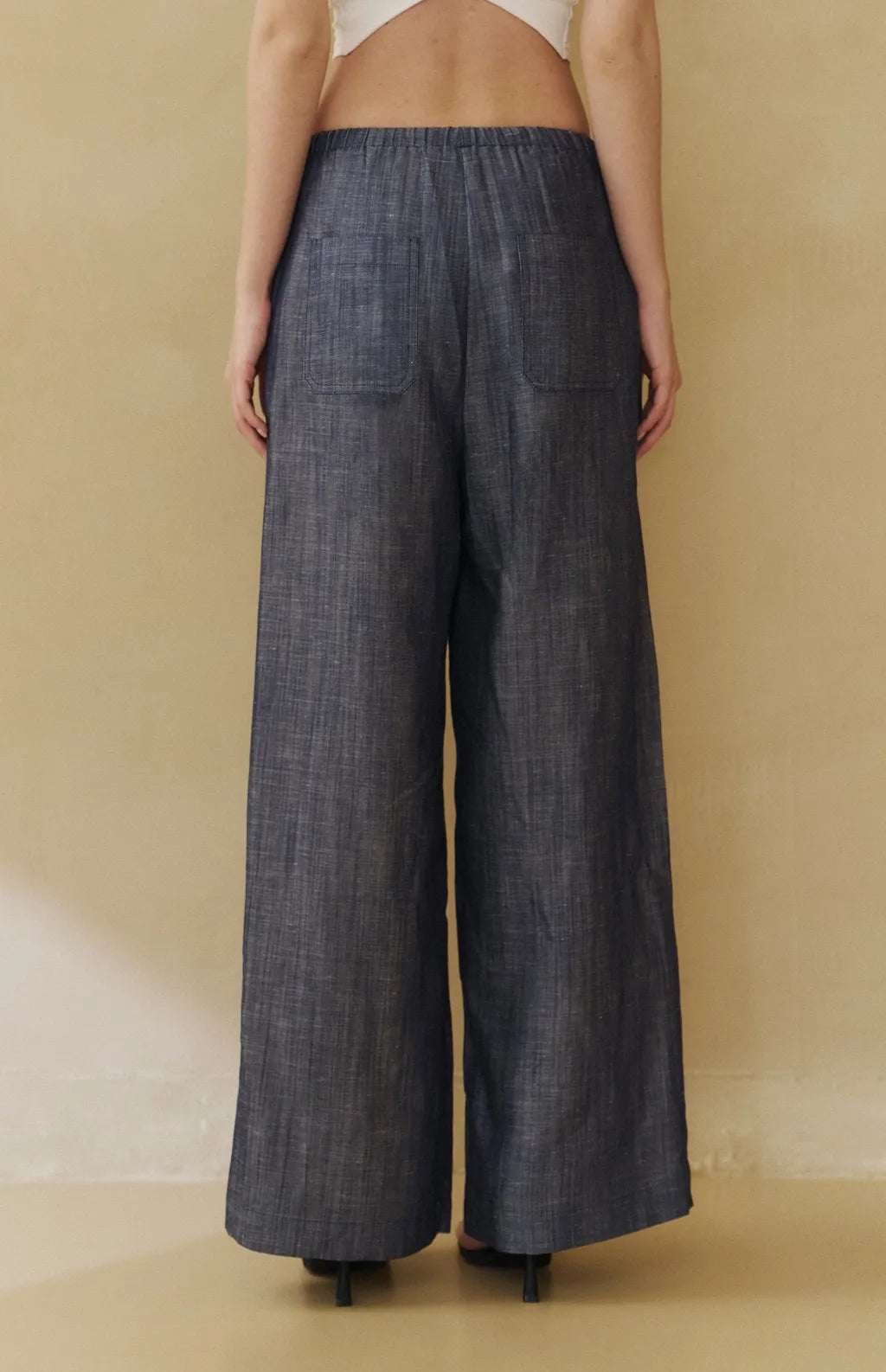 Tencel Drawstring Wide-Leg Jeans<br/>天絲感抽繩牛仔寬褲