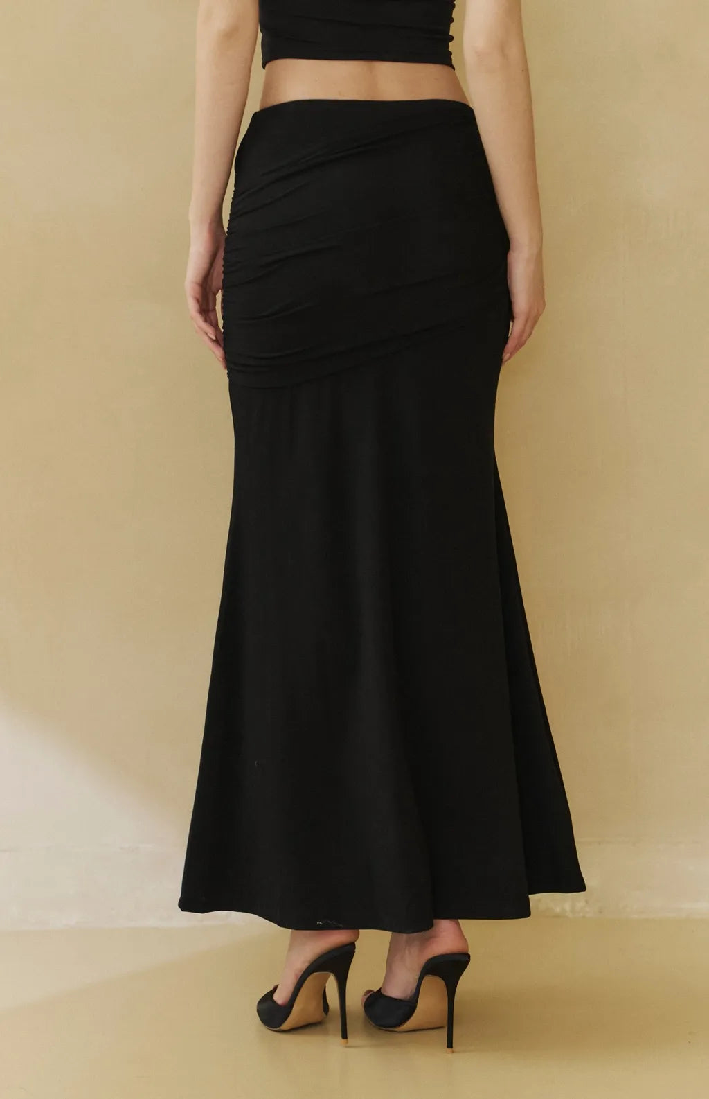 High Stretch Ruched Mermaid Maxi Skirt<br/>高彈垂墜抓皺魚尾裙