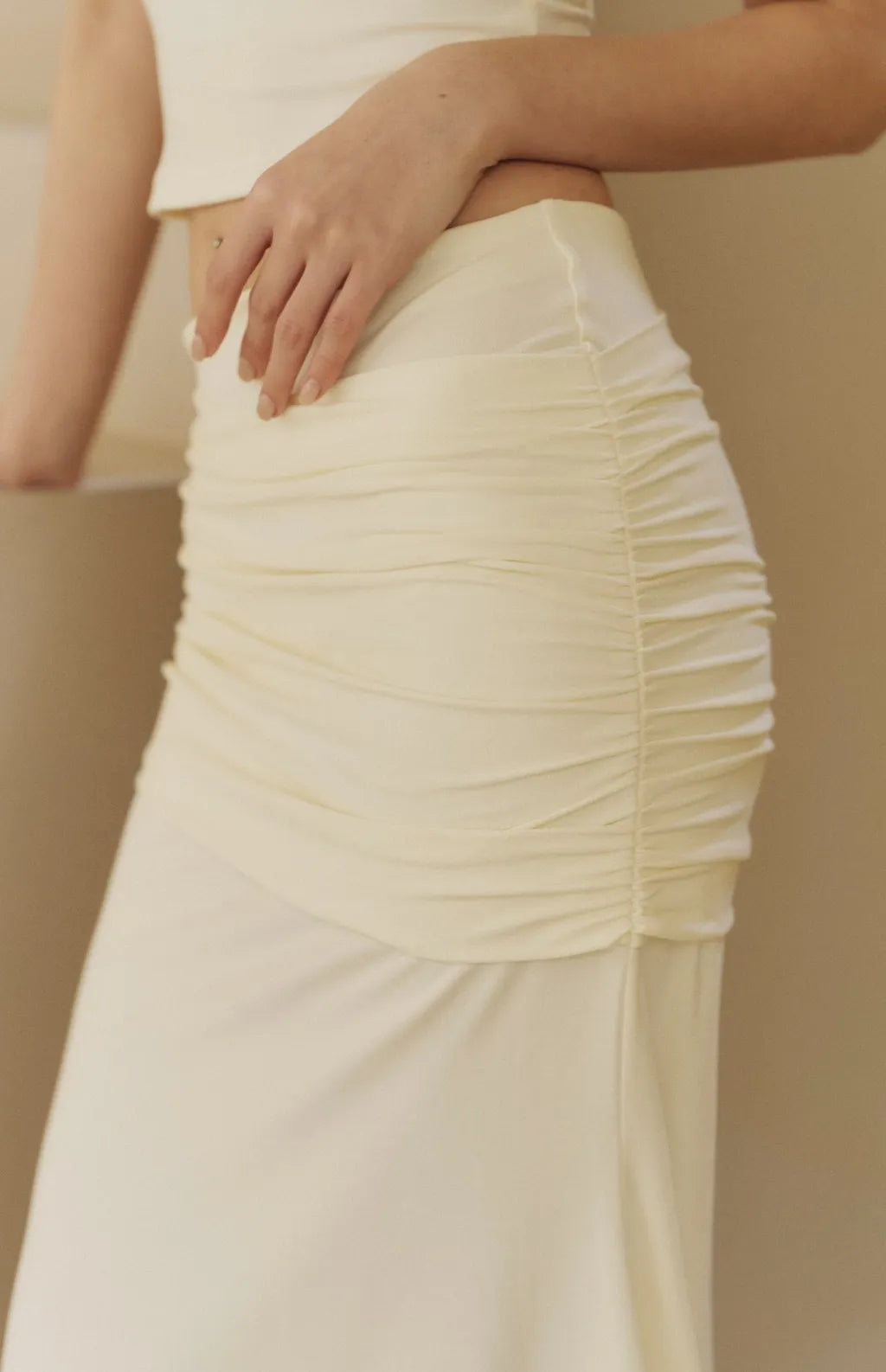 High Stretch Ruched Mermaid Maxi Skirt<br/>高彈垂墜抓皺魚尾裙