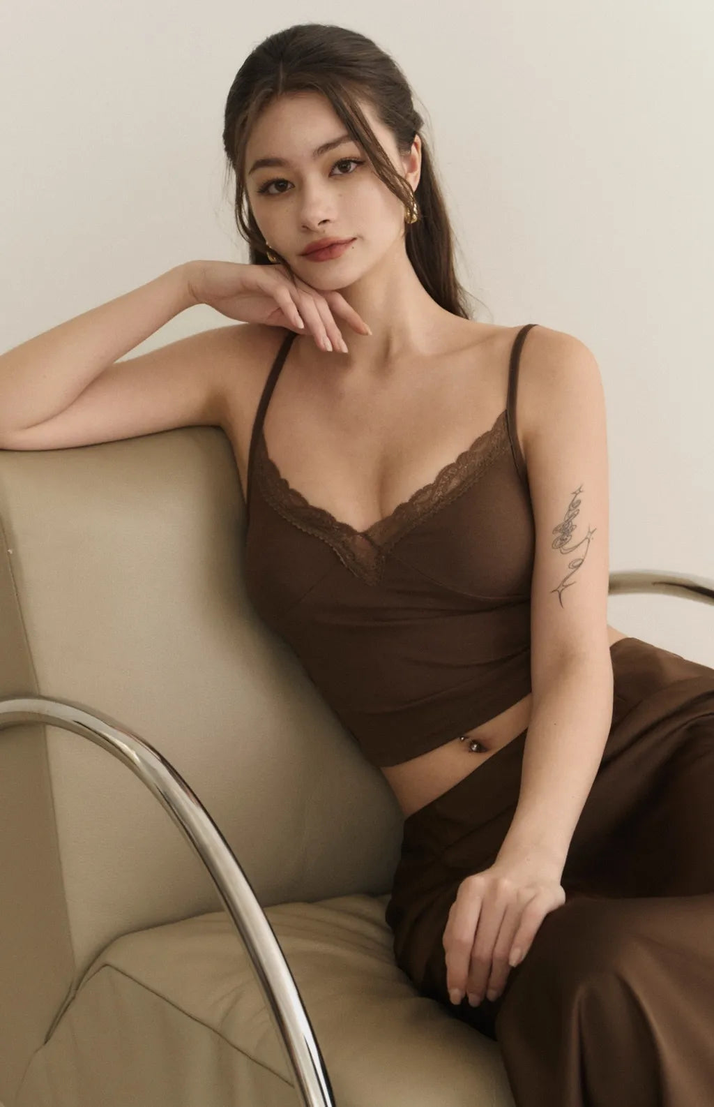 Lace-Trim Spaghetti Strap Bra Top<br/>細肩蕾絲簍空Bra Top