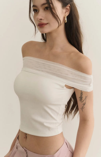 Sheer Gauze Off-Shoulder Bra Top<br/>透膚柔紗一字領Bra Top