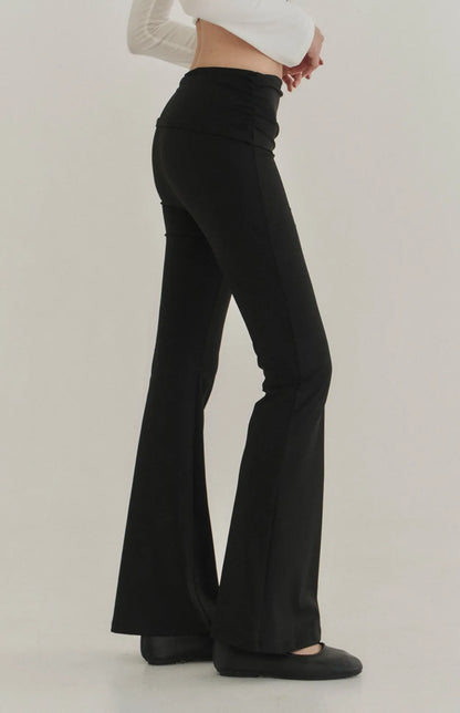 High-Waist Side Ruched Flare Pants<br/>寬腰側抓皺喇叭褲