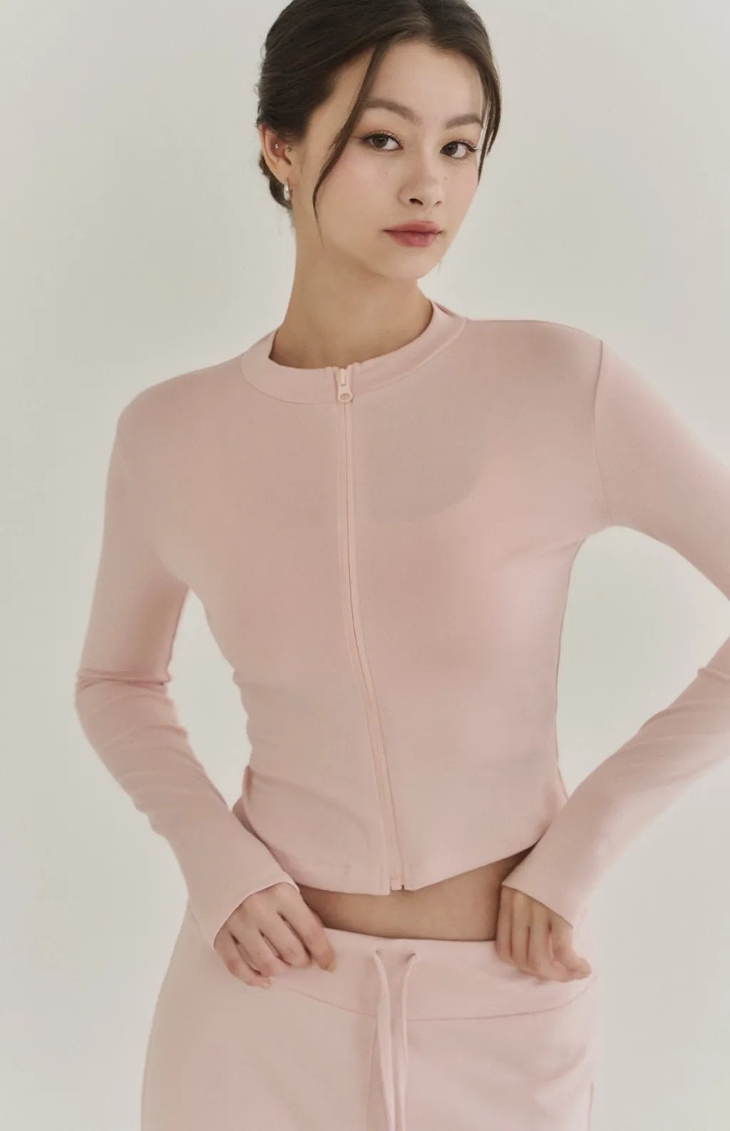 Modal Stand Collar Zip Crop Jacket<br/>莫代爾親柔感立領外套