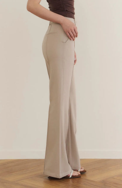 Structured Pintuck Tailored Trousers<br/>挺版高彈壓線西裝褲