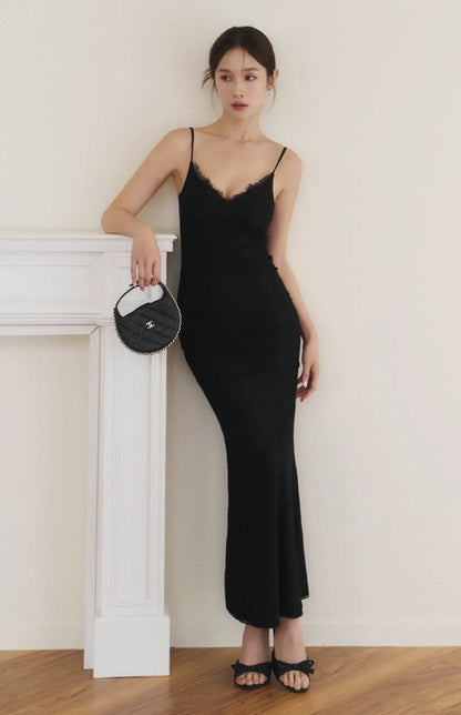 Lace V-Neck Tie-Back Maxi Bra Dress<br/>蕾絲V領美背綁帶Bra Dress