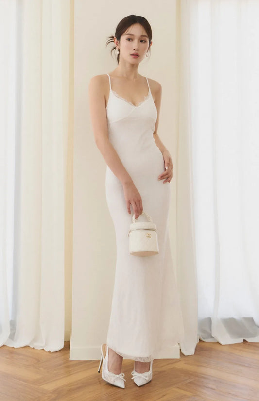 Lace V-Neck Tie-Back Maxi Bra Dress<br/>蕾絲V領美背綁帶Bra Dress