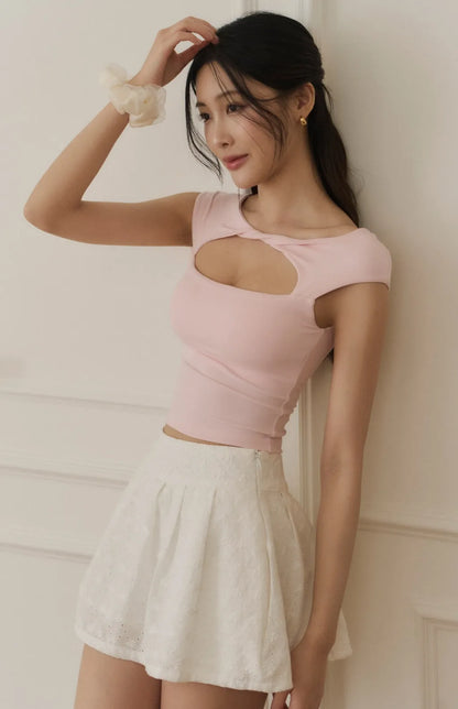 Boatneck Twist-Front Cutout Bra Top<br/>船型領扭結鏤空造型Bra Top