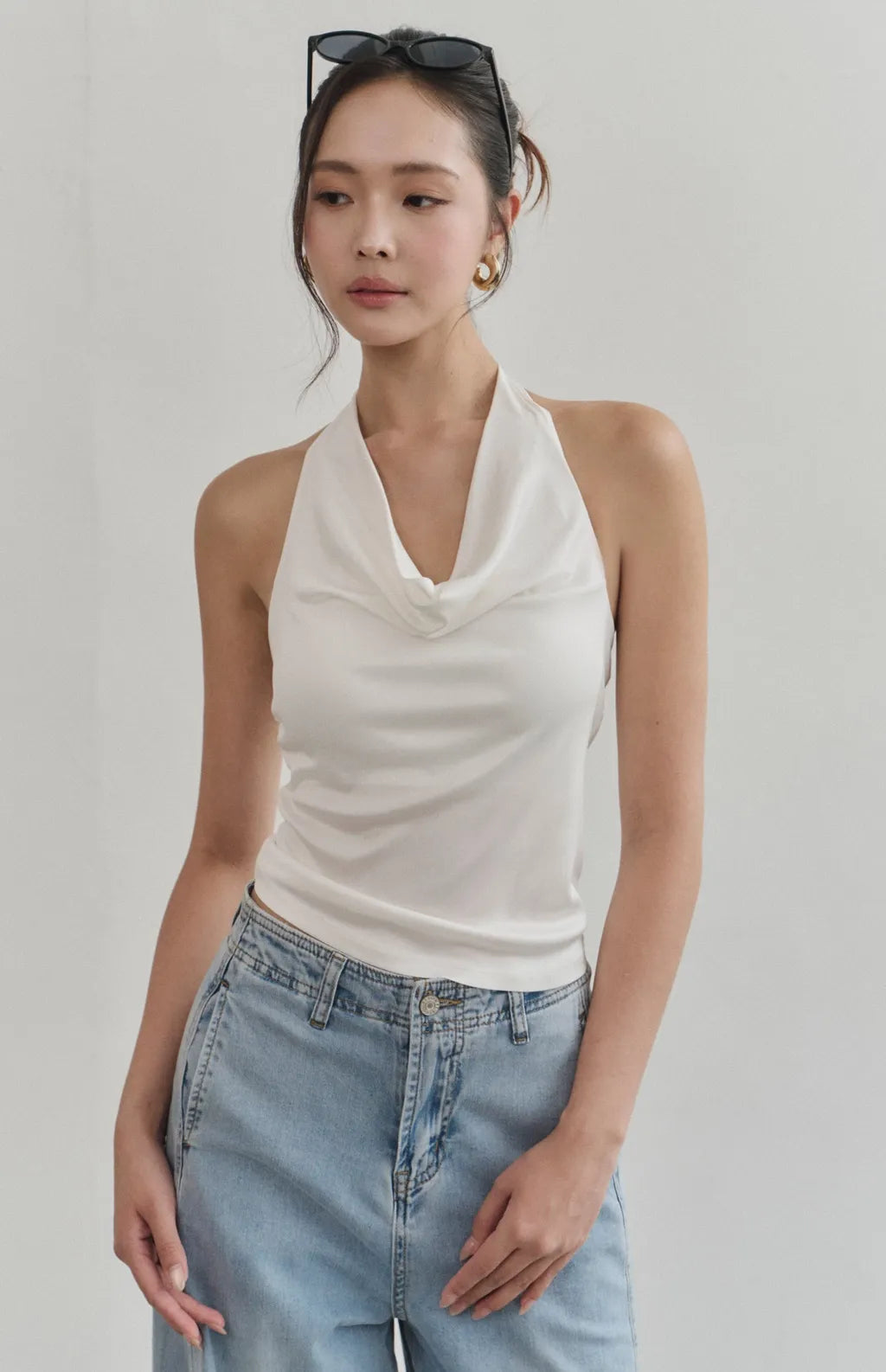 Satin Cowl-Neck Halter Bra Top<br/>法式緞光垂領削肩Bra Top