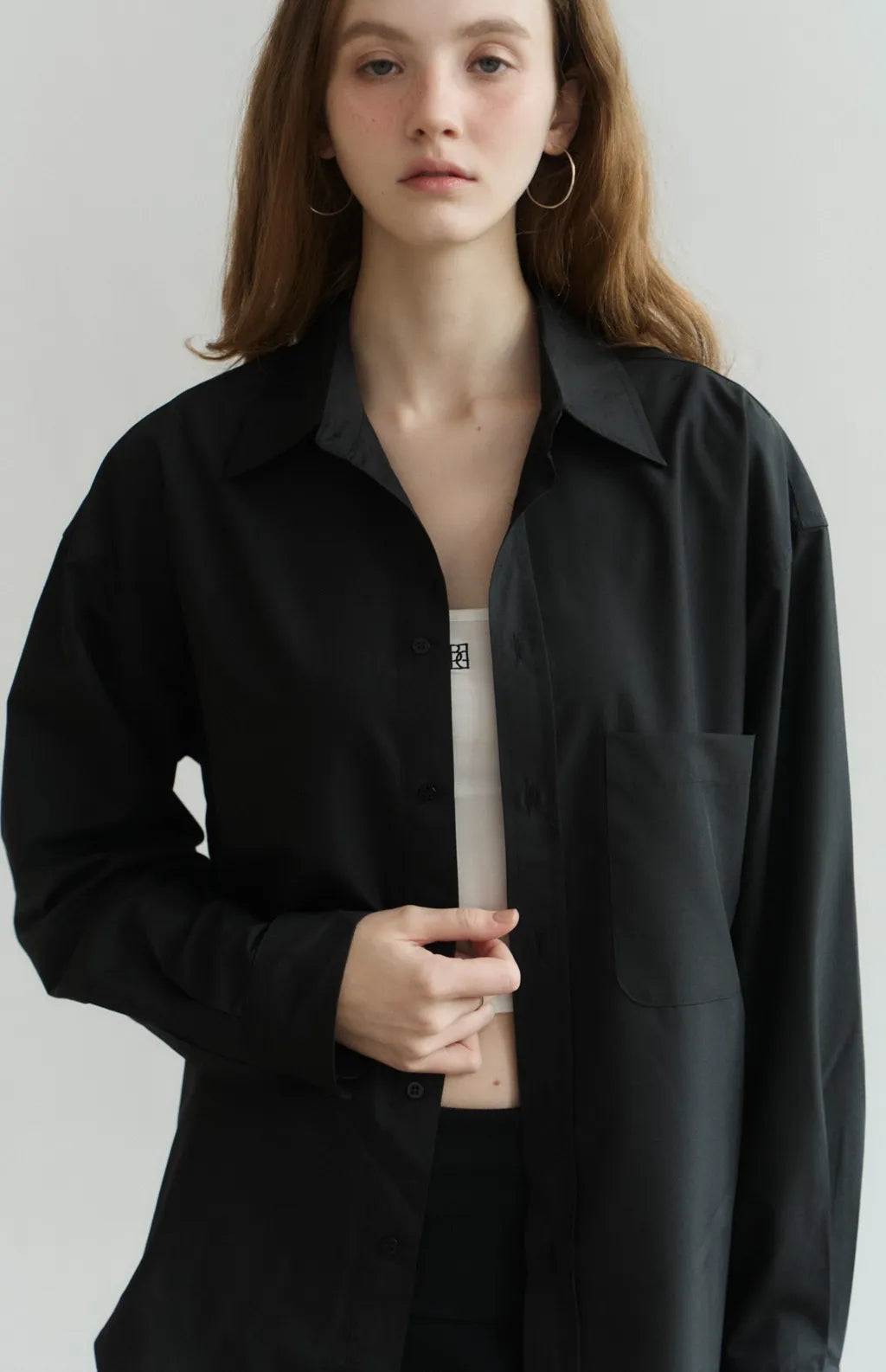 Water-Repellent Oversized Shirt<br/>抗潑水品牌刺繡襯衫