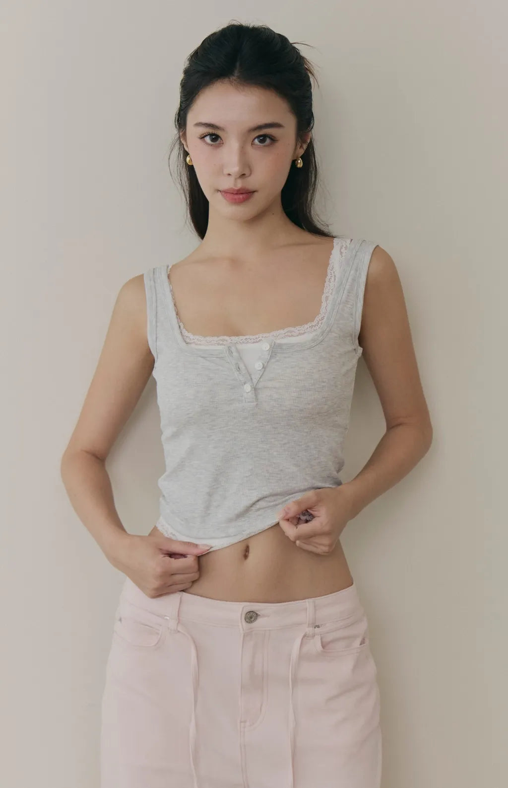 Tencel Layered Lace-Trim Henley Bra Top<br/>天絲假兩件蕾絲可開釦Bra Top