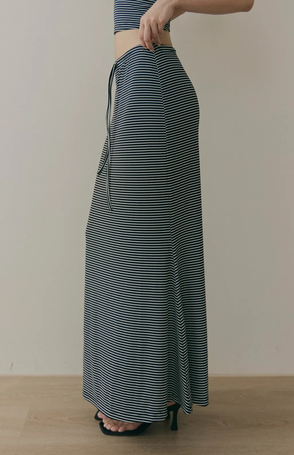 Striped Drawstring Mermaid Maxi Skirt<br/>條紋抽繩魚尾長裙