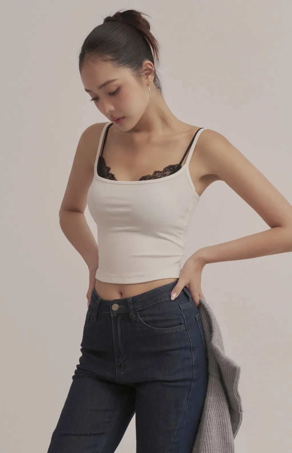 Layered Sweetheart Lace-Trim Crop Bra Top<br/>假兩件桃心領蕾絲花邊Bra Top