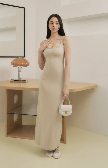 Full Coverage Backless Bra Dress<br/>心機美背遮副乳Bra Dress
