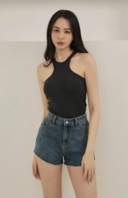 Raw Hem Denim Shorts<br/>簡約質感不收邊牛仔短褲
