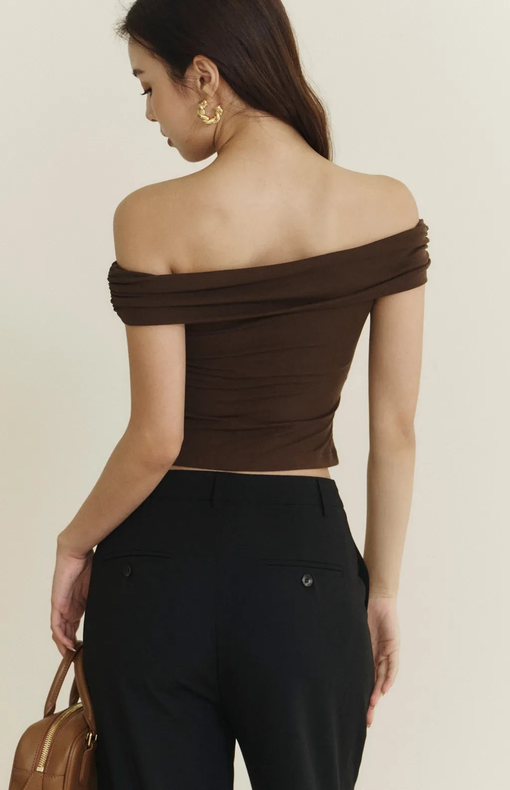 Modal Off-Shoulder Bra Top<br/>莫代爾一字領抓皺Bra Top By Beigy - Milu