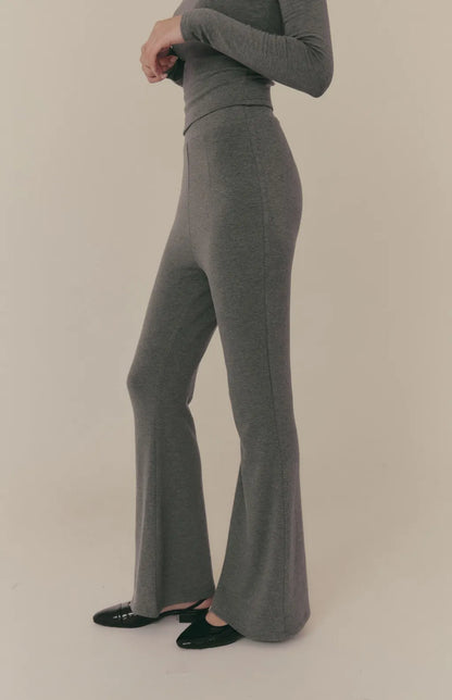 Cozy Wool-Blend Flared Pants<br/>羊毛暖絨喇叭長腿褲