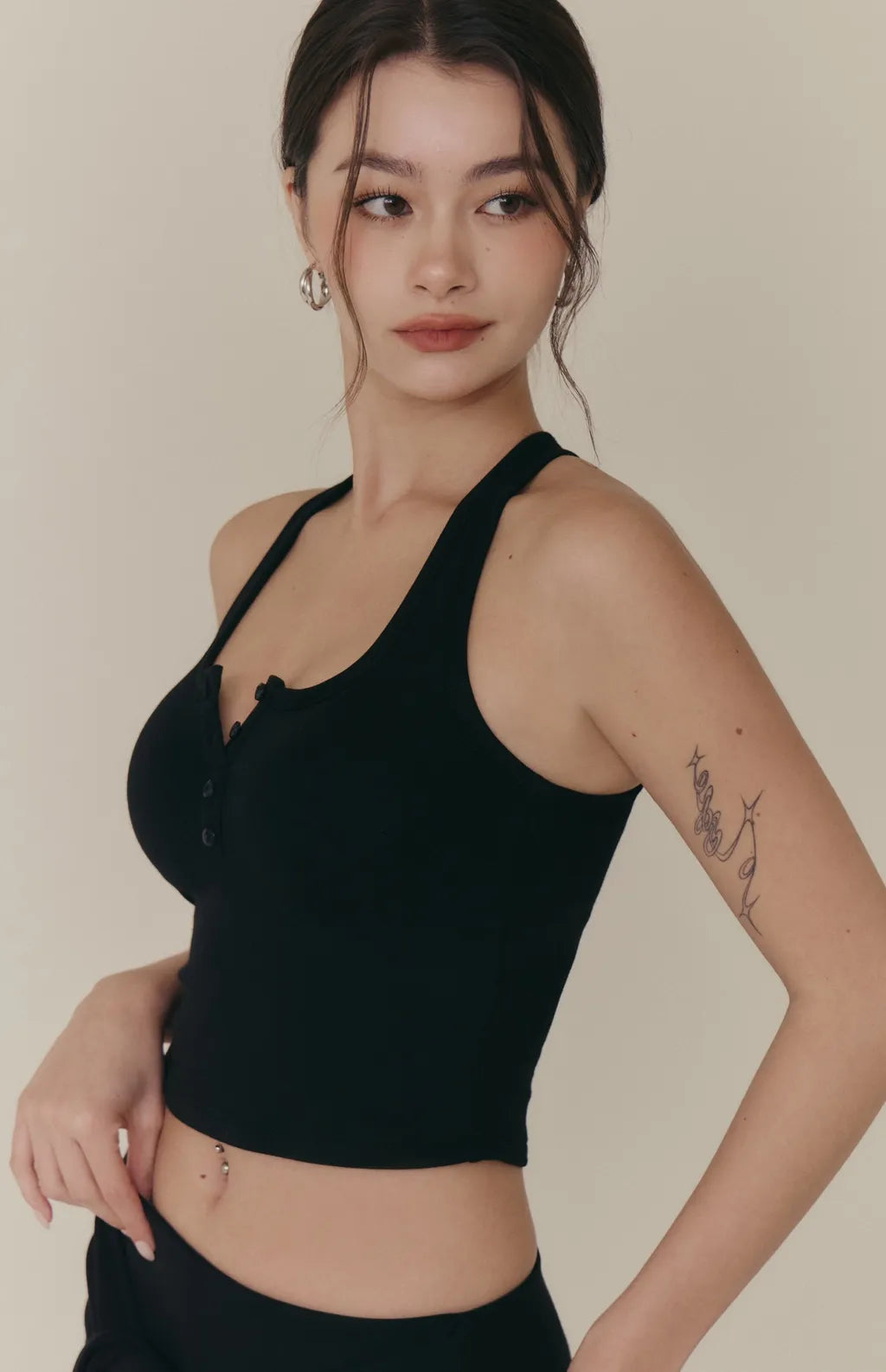 Cozy Wool-Blend Square Neck Button Bra Top<br/>羊毛暖絨方領開釦Bra Top