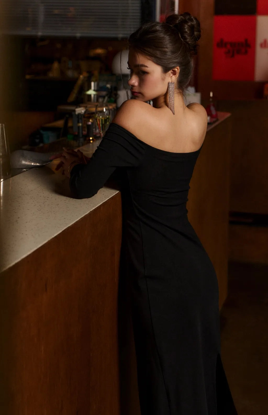 Off-Shoulder Back-Slit Maxi Bra Dress<br/>極簡一字領後開衩Bra Dress