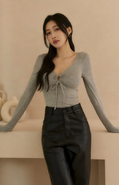 Drawstring V-Neck Long Sleeve Bra Top<br/>心機抽繩V領長袖Bra Top