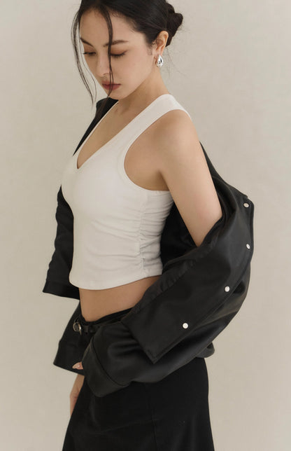 Wide Strap V-Neck Side-Ruched Sueded Bra Top<br/>寬肩V領側抓皺磨毛Bra Top