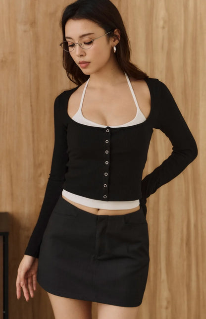 (現貨) Ribbed Faux-Layer Halter Button Bra Top<br/>坑條綁帶假兩件罩衫Bra Top