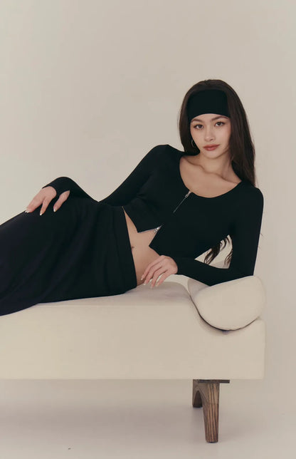 Cloud V-Neck Zip Long-Sleeve Bra Top<br/>雲感太空棉V領修身拉鍊長袖Bra Top