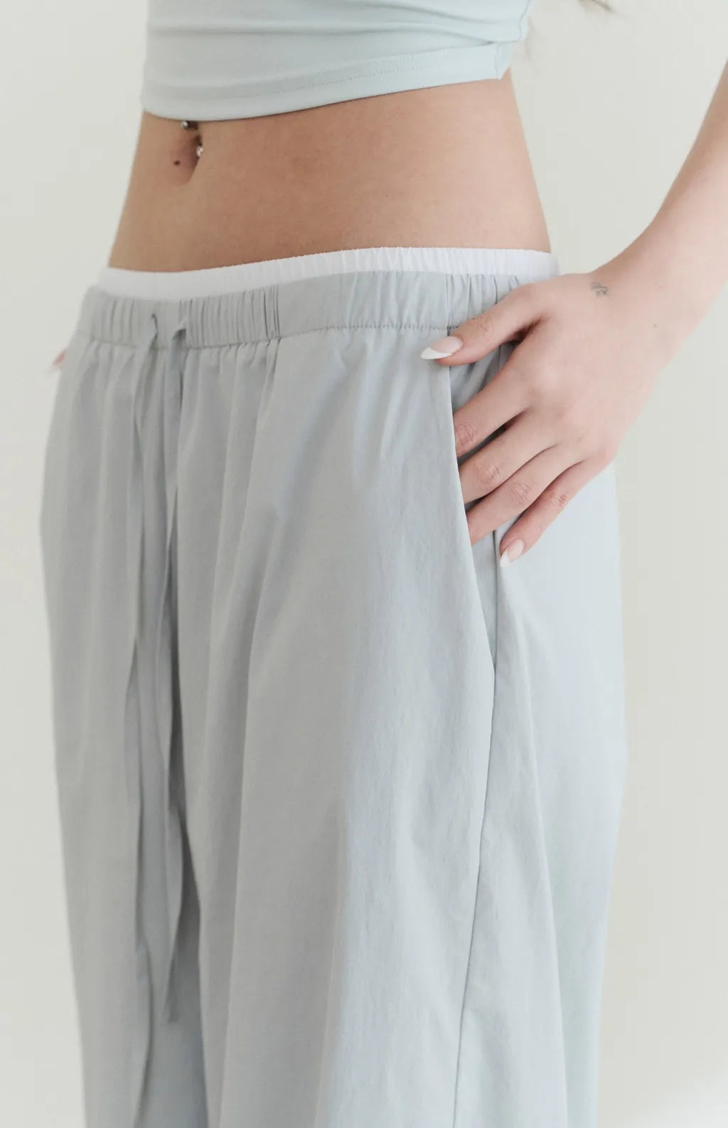 UPF50+ Drawstring Faux-Layer Wide Leg Pants<br/>防曬UPF50+抽繩假兩件直筒長褲