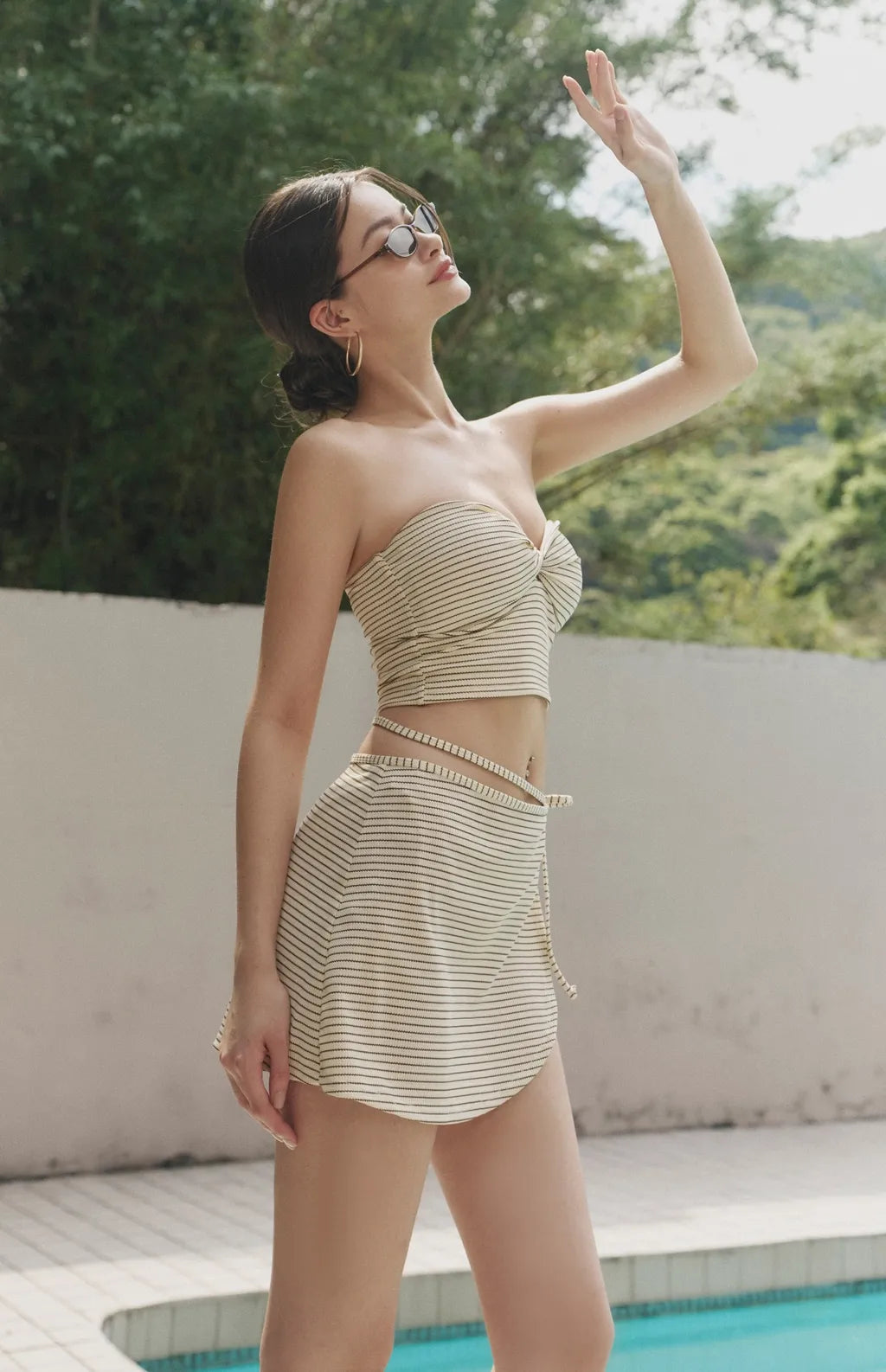 Striped Knit Tie Wrap Skirt<br/>條紋綁帶罩裙
