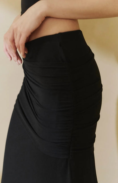 High Stretch Ruched Mermaid Maxi Skirt<br/>高彈垂墜抓皺魚尾裙