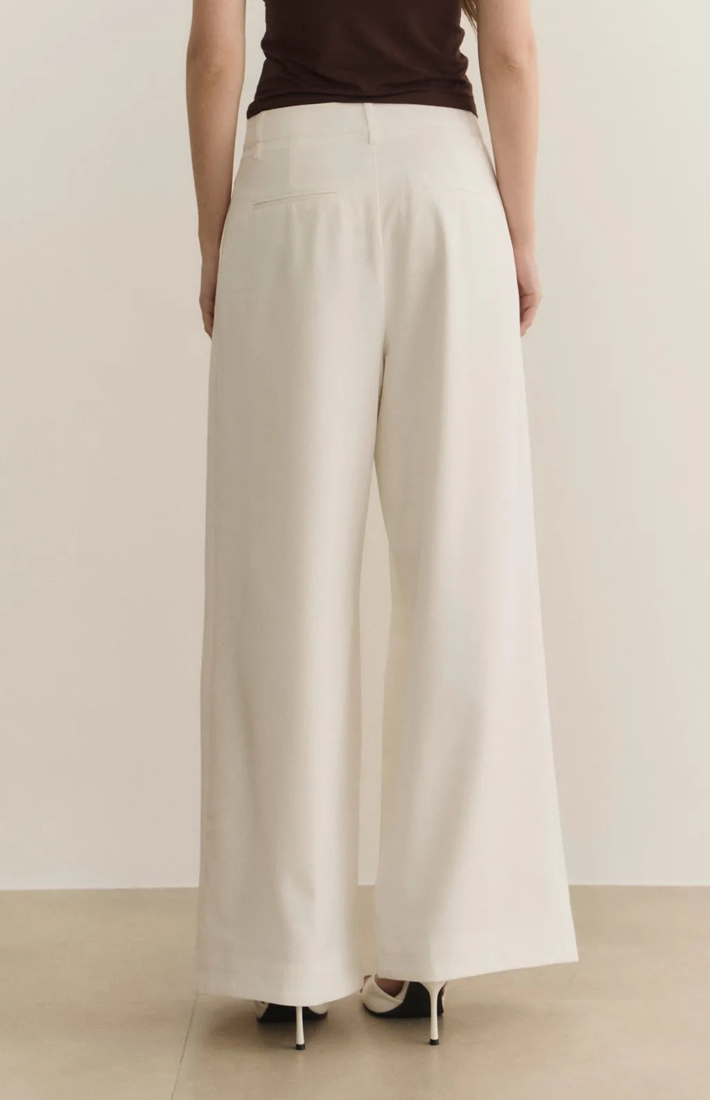 High-Waist Pleated Wide-Leg Suit Pants<br/>打褶寬版西裝褲