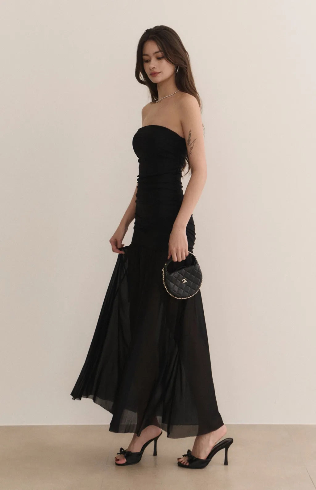 Strapless Ruched Sheer Overlay Bra Dress<br/>歐美平口抓皺收腰Bra Dress