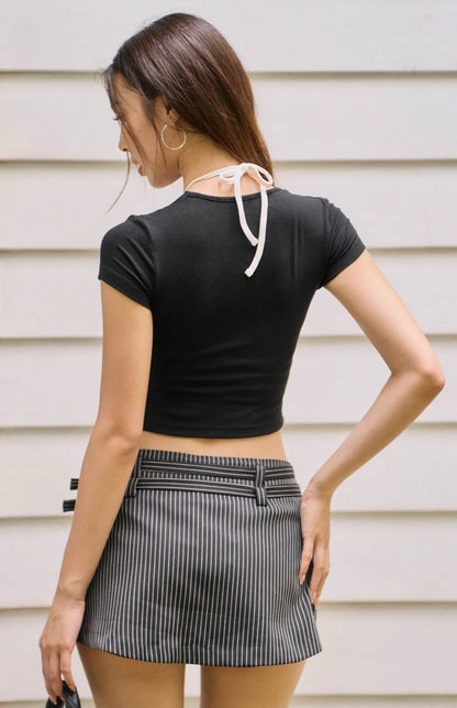 Short Sleeve Faux-Layer Halter Bra Top<br/>繞脖綁帶假兩件撞色短袖Bra Top