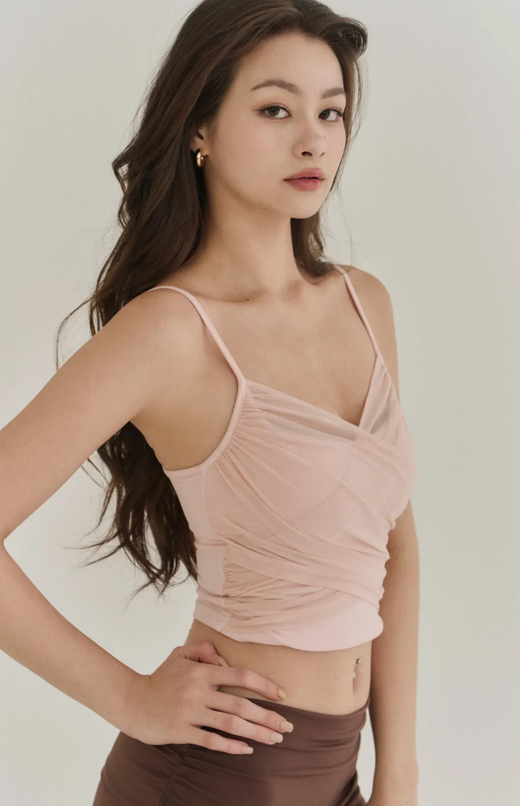 Sheer Mesh Ruched Plunge Bra Top<br/>V領網紗抓皺Bra Top