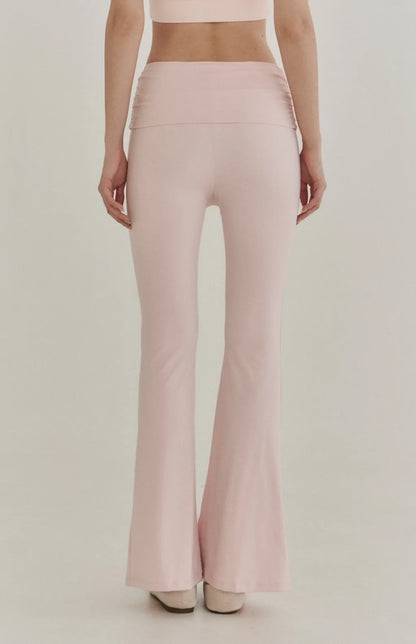 High-Waist Side Ruched Flare Pants<br/>寬腰側抓皺喇叭褲