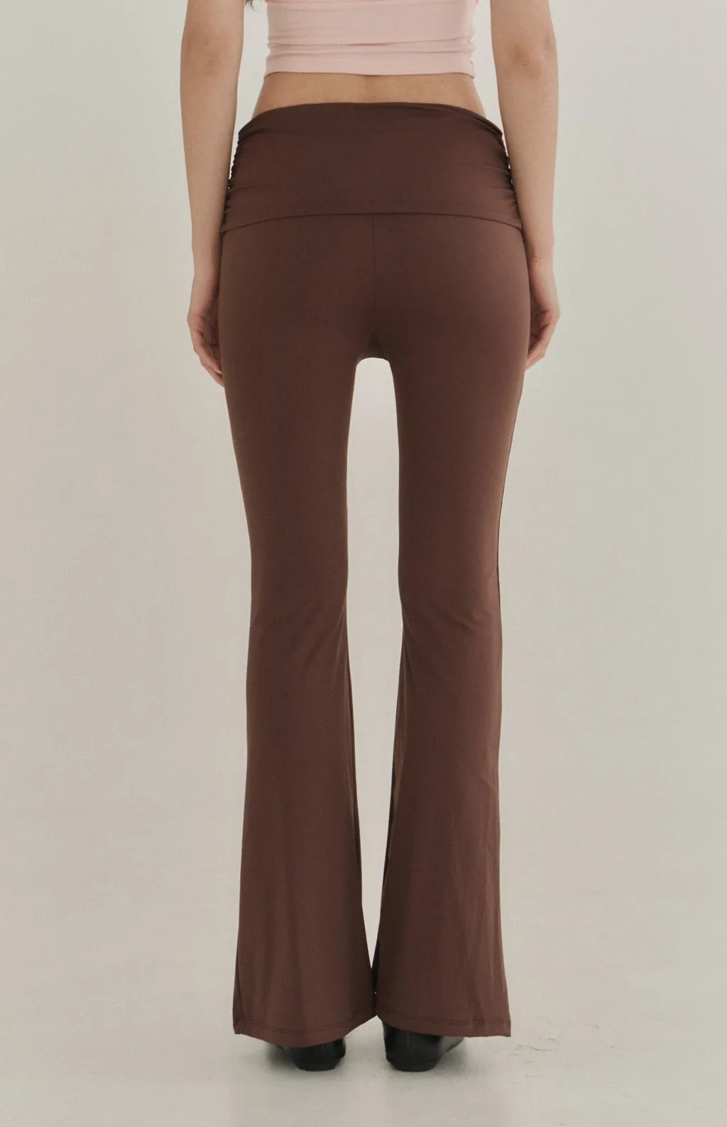 High-Waist Side Ruched Flare Pants<br/>寬腰側抓皺喇叭褲