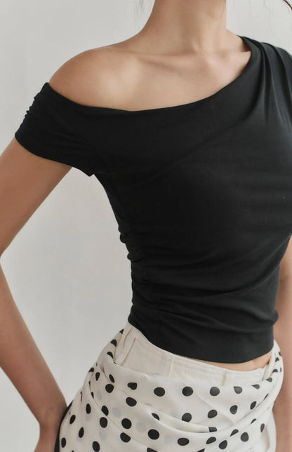 Asymmetric Ruched Short-Sleeve Bra Top<br/>斜領不對稱抓皺短袖Bra Top