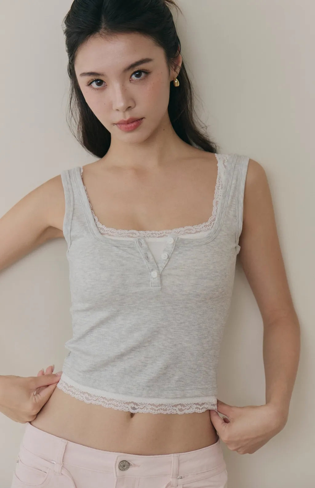 Tencel Layered Lace-Trim Henley Bra Top<br/>天絲假兩件蕾絲可開釦Bra Top