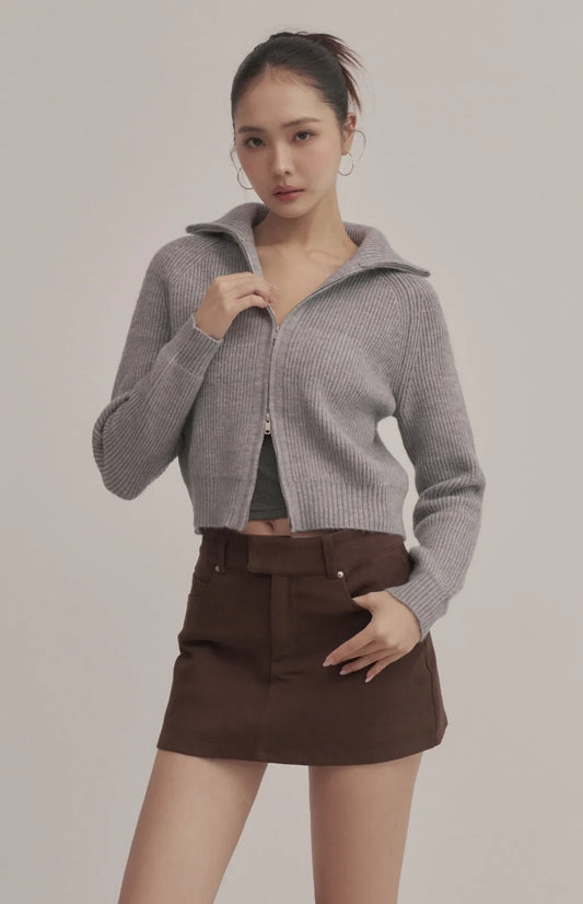 Ribbed Collared Two-Way Zip Knit Jacket<br/>坑條翻領拉鍊針織外套