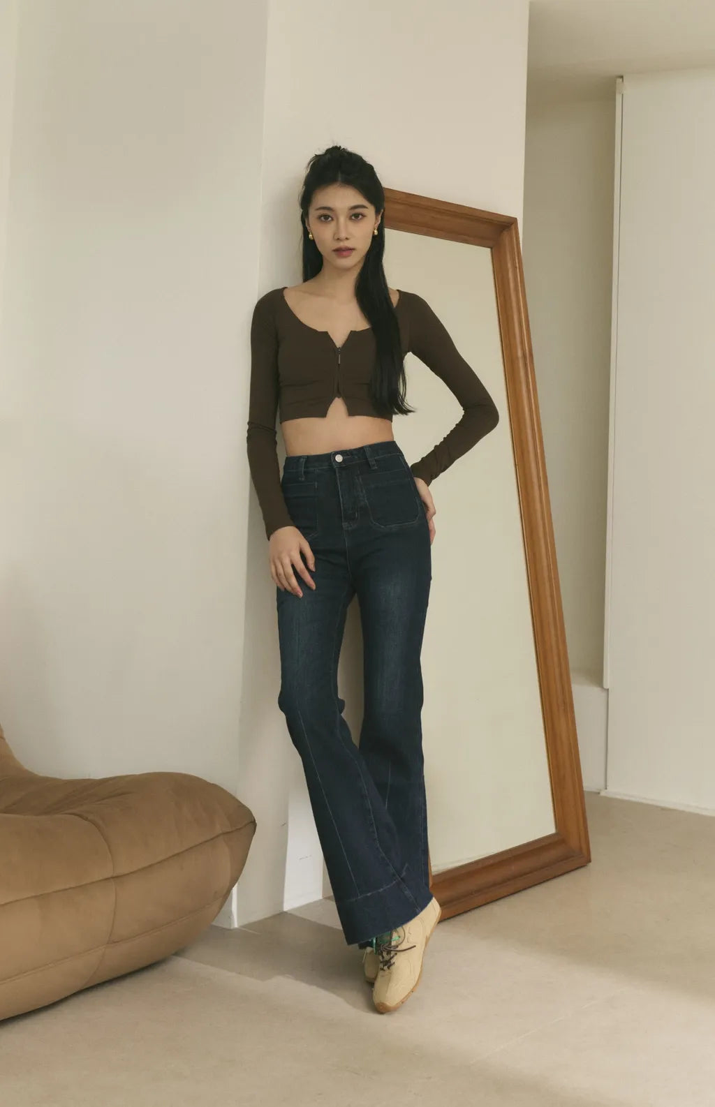 Front Zip Long Sleeve Bra Top<br/>寬領美胸拉鍊長袖Bra Top