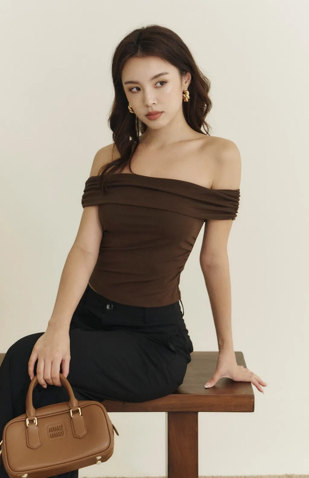 Modal Off-Shoulder Bra Top<br/>莫代爾一字領抓皺Bra Top By Beigy - Milu