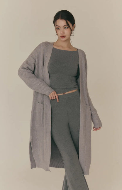 Cozy Wool-Blend Flared Pants<br/>羊毛暖絨喇叭長腿褲