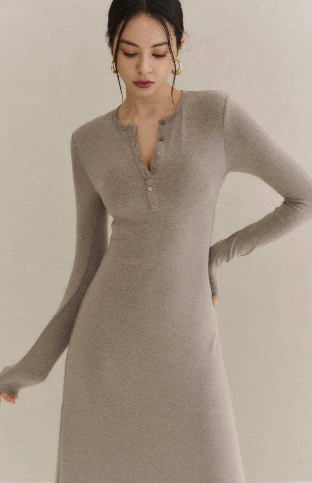 Modal Round-Neck Button A-Line Bra Dress<br/>莫代爾圓領排釦傘擺Bra Dress