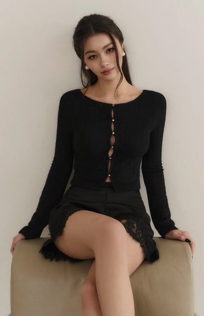 Fuzzy Boat-Neck Multiway Buttoned Bra Top<br/>毛毛船型領多穿排釦Bra Top