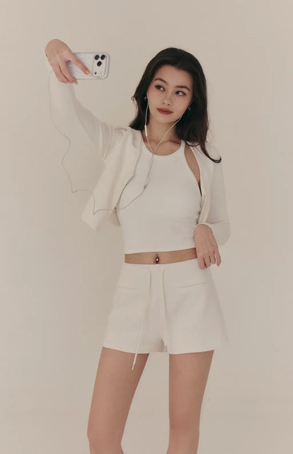 Cloud Drawstring A-Line Shorts<br/>雲感太空棉抽繩A字修身短褲