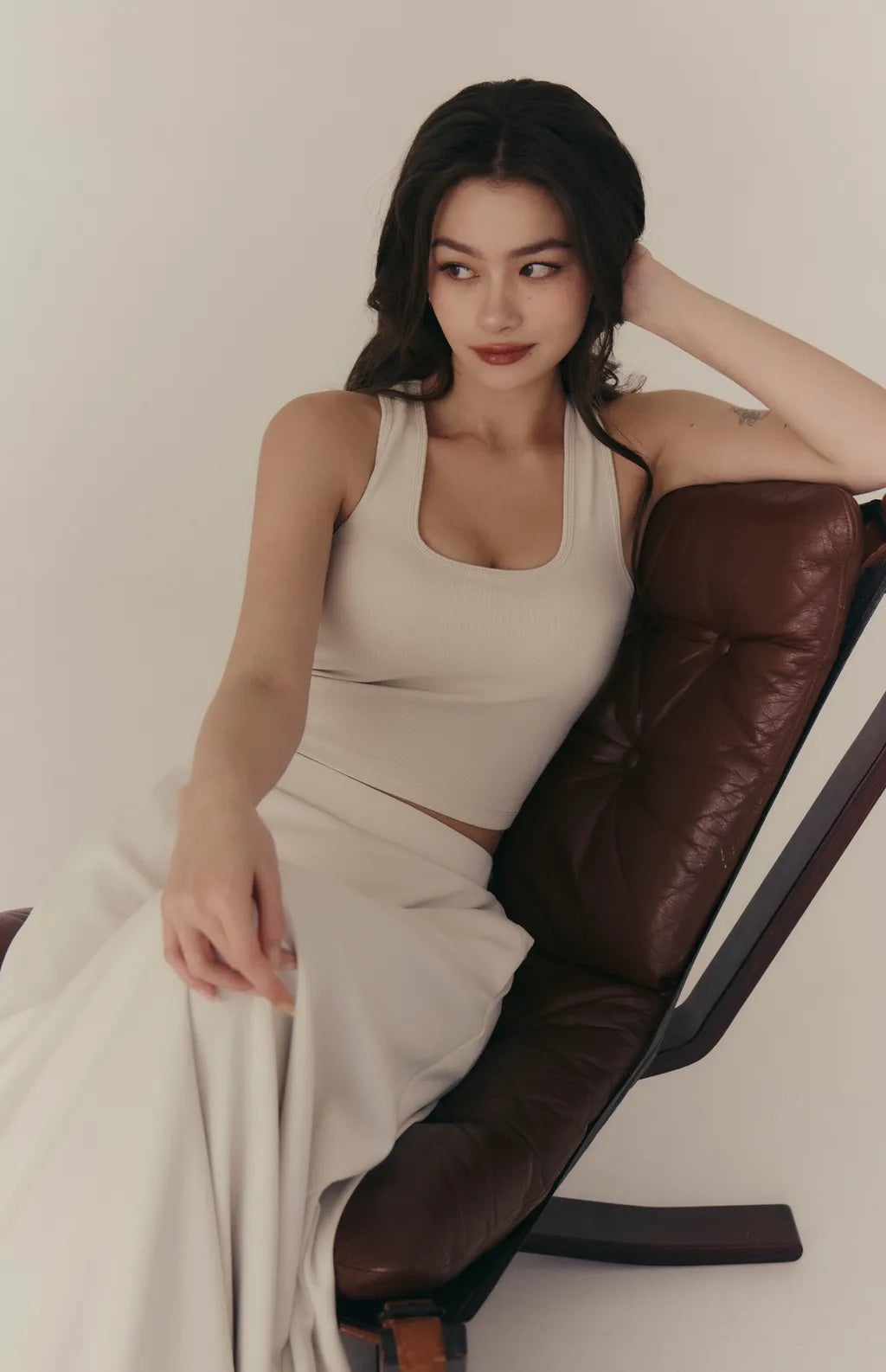 Square Neck Contrast Curved Open-Back Bra Top<br/>方領撞色弧線挖背Bra Top