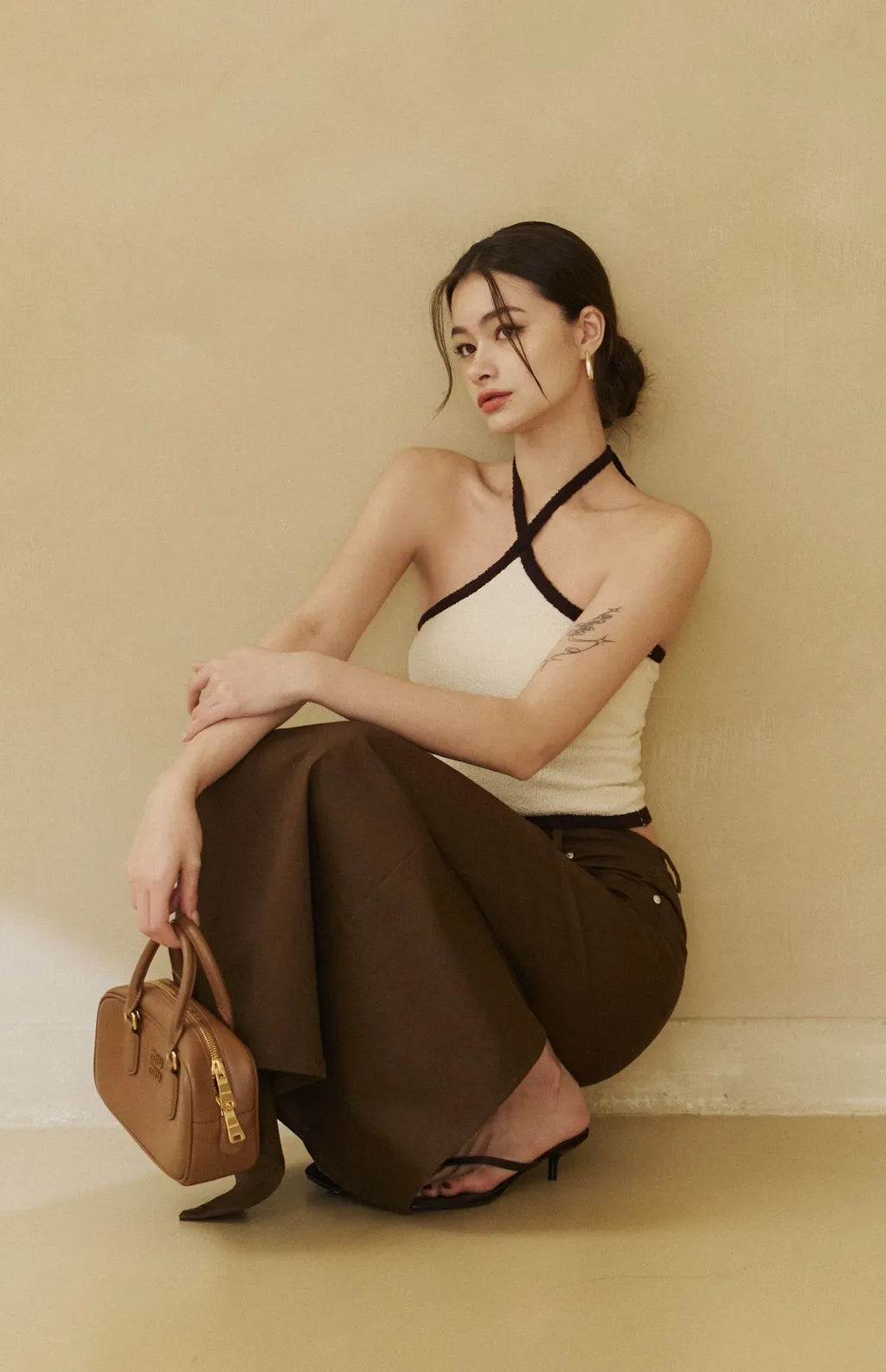Contrast Knit Halter Bra Top<br/>慵懶法式撞色針織Bra Top